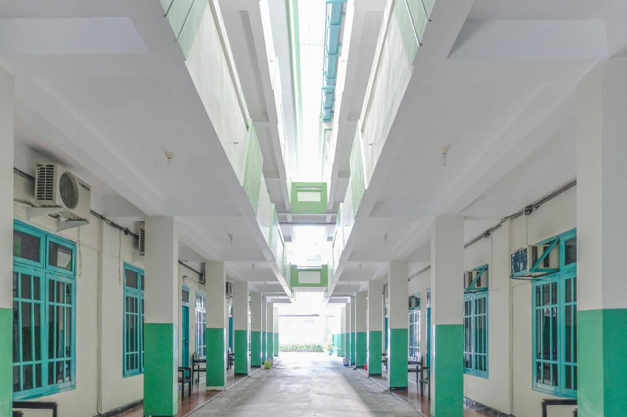 Hotel Taman Indah Madiun Εξωτερικό φωτογραφία