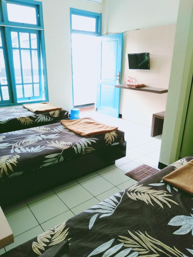 Hotel Taman Indah Madiun Εξωτερικό φωτογραφία