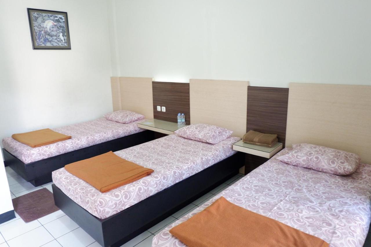 Hotel Taman Indah Madiun Εξωτερικό φωτογραφία
