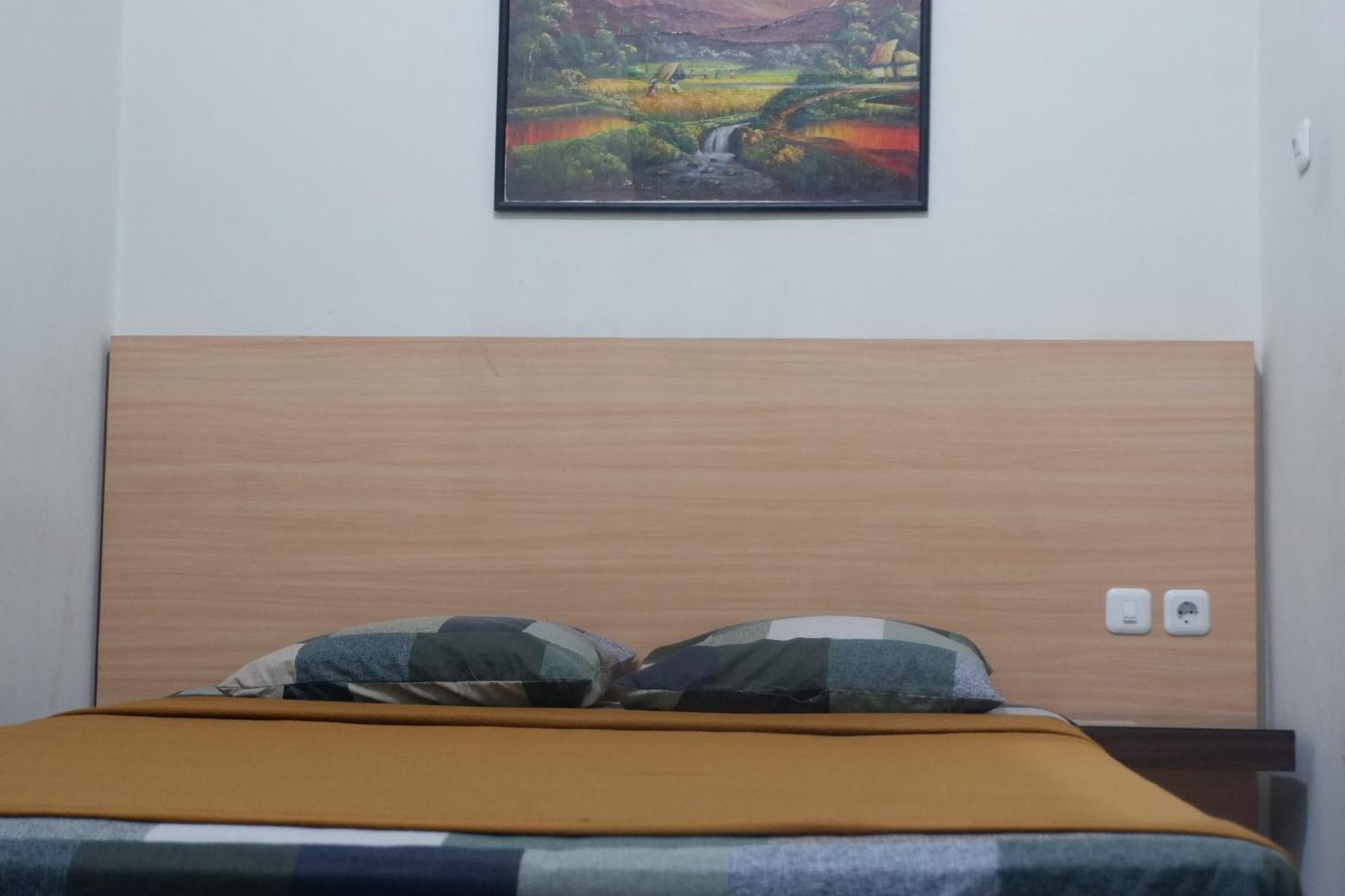 Hotel Taman Indah Madiun Εξωτερικό φωτογραφία