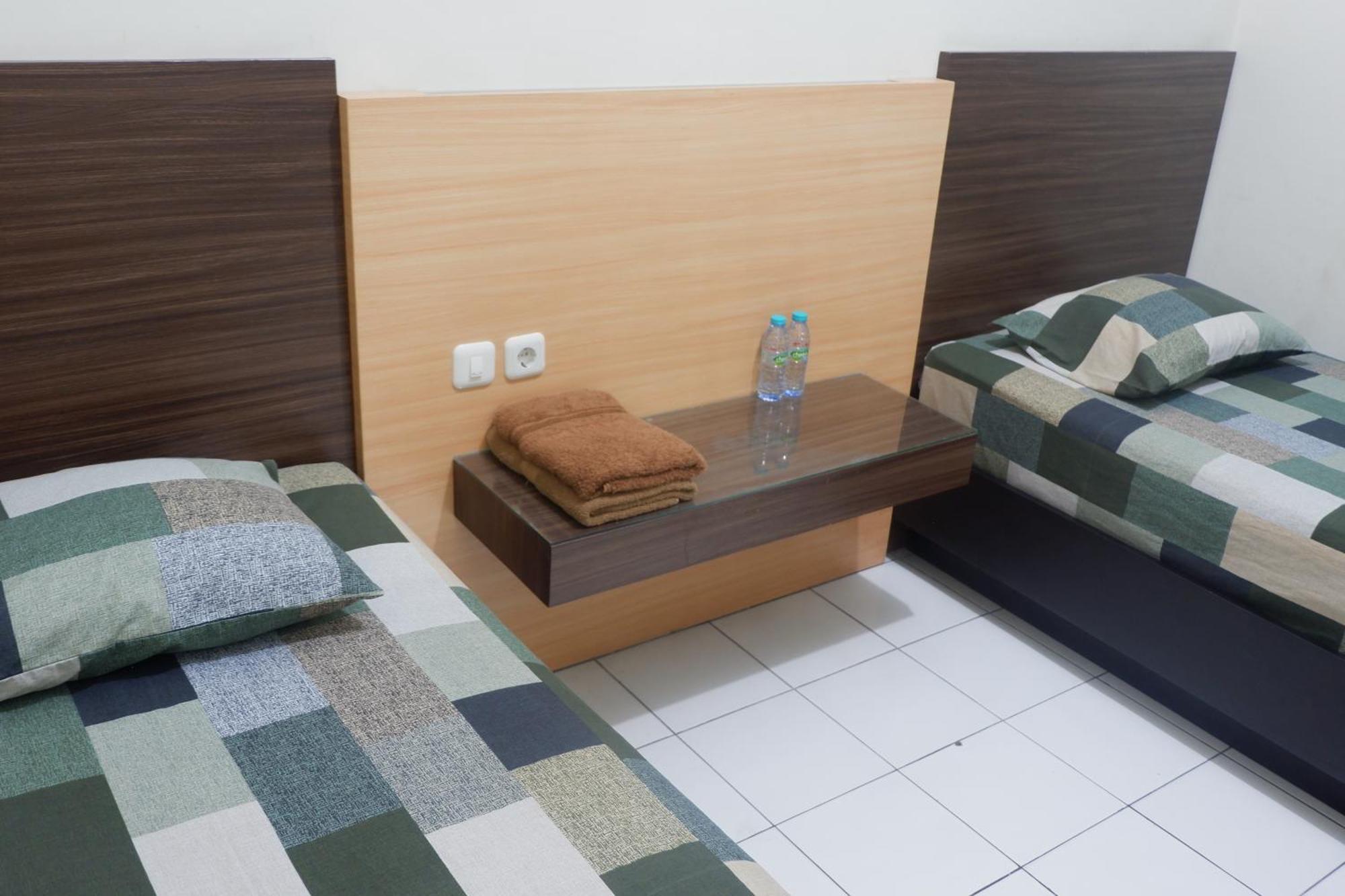 Hotel Taman Indah Madiun Εξωτερικό φωτογραφία